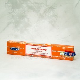 Vonná svíčka santalové dřevo