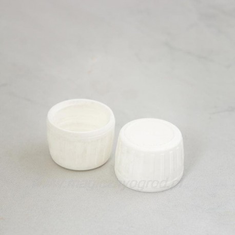 Matice pro skleněné lahve, závit 28 mm